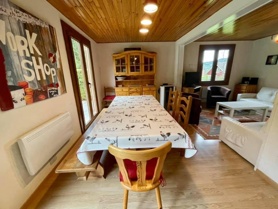 Le Bois Joli Chalet 4 Etoiles Cledicihome Cadre Paisible En Lisiere De Foret Gérardmer Pokój zdjęcie